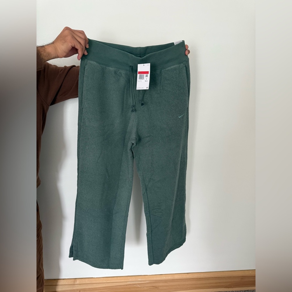 Nike Wide Leg Sweatpants